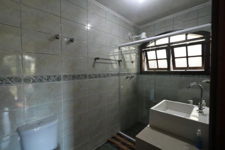 Casa à venda com 700m², 6 quartos e 6 vagas Casa à venda com 700m², 6 quartos e 6 vagasBanheiro da Suíte 1