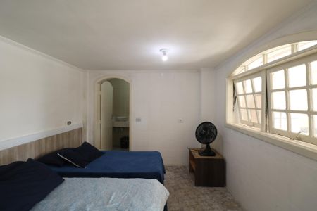 Casa à venda com 700m², 6 quartos e 6 vagas Casa à venda com 700m², 6 quartos e 6 vagasSuíte 2 - Área da Piscina