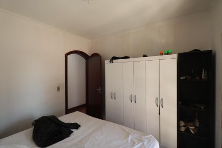 Casa à venda com 700m², 6 quartos e 6 vagas Casa à venda com 700m², 6 quartos e 6 vagasQuarto 1