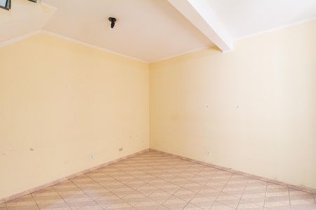 Sala de casa para alugar com 3 quartos, 200m² em Vila Martins, Carapicuíba