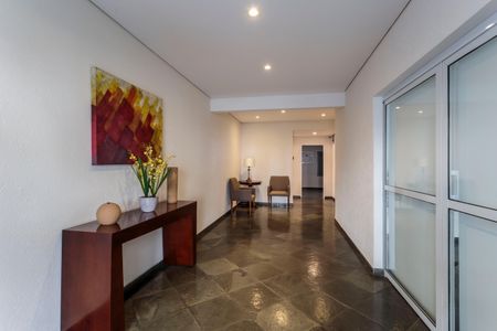 Apartamento à venda com 66m², 2 quartos e 1 vagaHall social