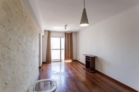 Apartamento à venda com 66m², 2 quartos e 1 vagaSala