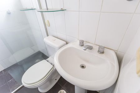 Apartamento à venda com 66m², 2 quartos e 1 vagaBanheiro da Suíte