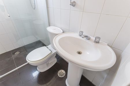 Apartamento à venda com 66m², 2 quartos e 1 vagaBanheiro Social