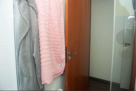 Casa para alugar com 138m², 3 quartos e 2 vagas Casa para alugar com 138m², 3 quartos e 2 vagasBanheiro Suite 03