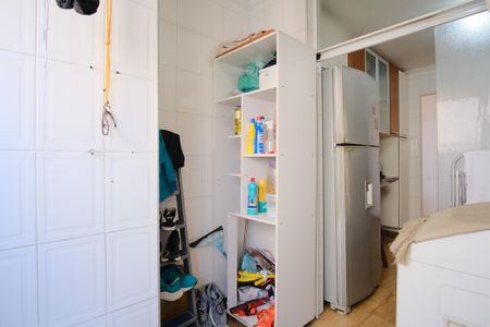 Apartamento à venda com 82m², 3 quartos e 1 vagaÁrea de Serviço