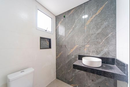 Casa à venda com 150m², 3 quartos e 4 vagasBanheiro do Quarto 3