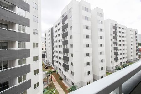 Apartamento à venda com 55m², 3 quartos e 1 vaga Apartamento à venda com 55m², 3 quartos e 1 vagaSala - Varanda