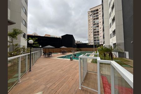 Apartamento à venda com 55m², 3 quartos e 1 vaga Apartamento à venda com 55m², 3 quartos e 1 vagaÁrea comum - Piscina