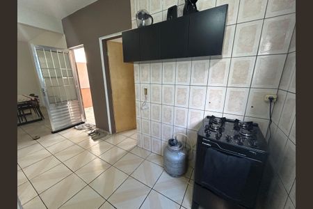 Casa à venda com 450m², 6 quartos e 4 vagasCozinha