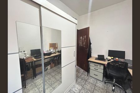Casa à venda com 450m², 6 quartos e 4 vagasQuarto 3