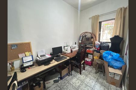 Casa à venda com 450m², 6 quartos e 4 vagasQuarto 3