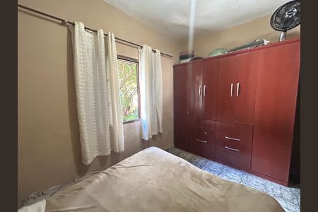 Casa à venda com 450m², 6 quartos e 4 vagasQuarto 2