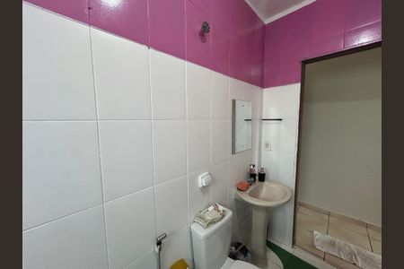 Casa à venda com 450m², 6 quartos e 4 vagasBanheiro 1