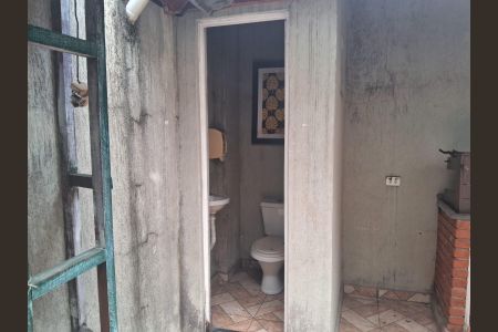 Casa à venda com 200m², 4 quartos e 2 vagas Casa à venda com 200m², 4 quartos e 2 vagasÁrea externa