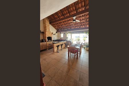 Apartamento à venda com 144m², 2 quartos e 2 vagasÁrea externa