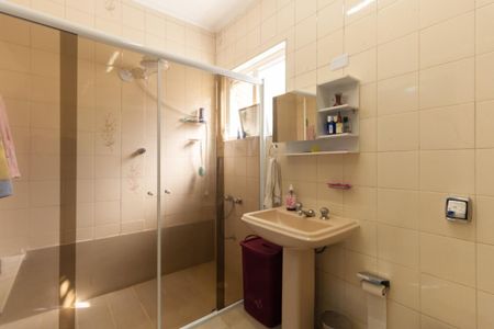 Casa à venda com 250m², 7 quartos e 4 vagasBanheiro