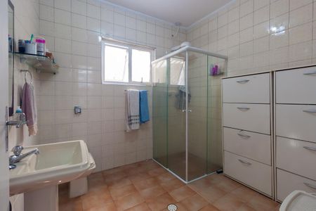 Casa à venda com 250m², 7 quartos e 4 vagasBanheiro 2