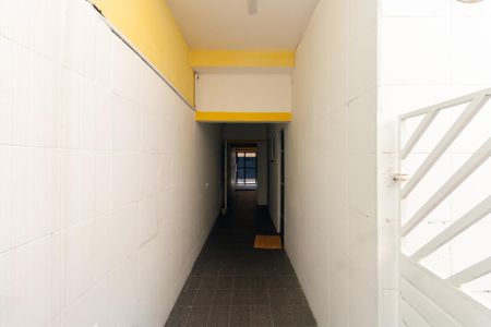 Casa à venda com 250m², 7 quartos e 4 vagasEntrada Casa 2