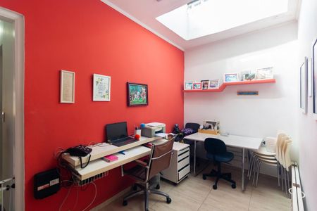 Casa à venda com 250m², 7 quartos e 4 vagasEscritório