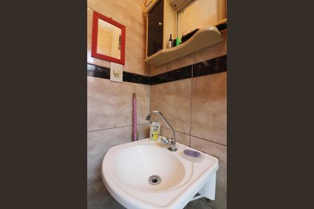 Casa à venda com 92m², 2 quartos e 1 vagaBanheiro Social 2