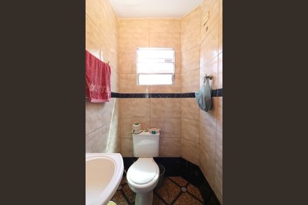 Casa à venda com 92m², 2 quartos e 1 vagaBanheiro Social 2