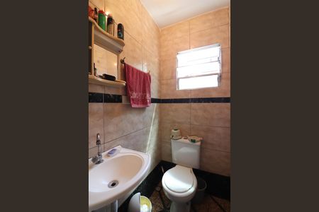 Casa à venda com 92m², 2 quartos e 1 vagaBanheiro Social 2