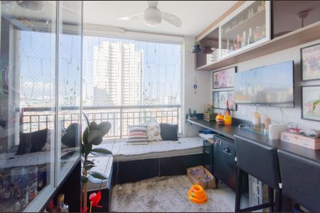 Apartamento à venda com 62m², 2 quartos e 2 vagasVaranda