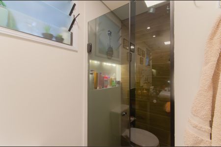 Apartamento à venda com 62m², 2 quartos e 2 vagasBanheiro Social