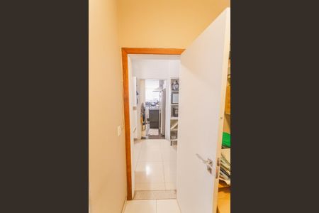 Apartamento à venda com 176m², 3 quartos e 1 vaga Apartamento à venda com 176m², 3 quartos e 1 vagaQuarto de Serviço