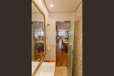 Apartamento à venda com 176m², 3 quartos e 1 vaga Apartamento à venda com 176m², 3 quartos e 1 vagaLavabo na Copa