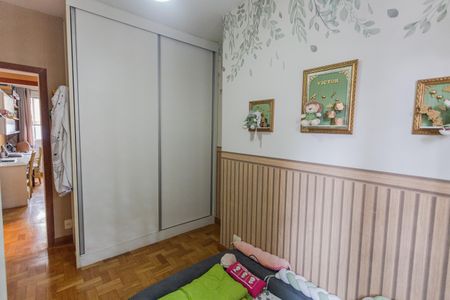 Apartamento à venda com 176m², 3 quartos e 1 vaga Apartamento à venda com 176m², 3 quartos e 1 vagaQuarto 2