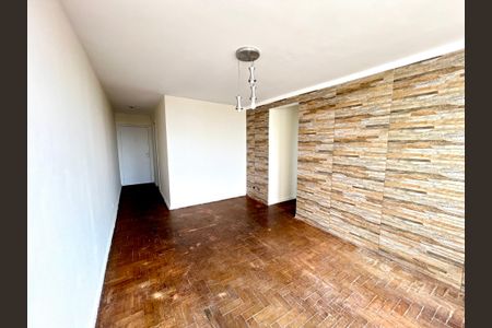Sala de apartamento à venda com 2 quartos, 66m² em Jardim Santa Mena, Guarulhos