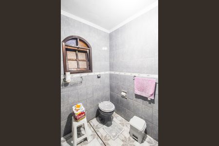 Casa à venda com 462m², 2 quartos e 3 vagasBanheiro