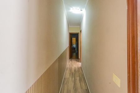 Casa à venda com 160m², 4 quartos e 4 vagasCorredor