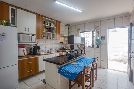 Casa à venda com 160m², 4 quartos e 4 vagasCozinha