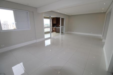 Apartamento para alugar com 100m², 2 quartos e 2 vagasSala