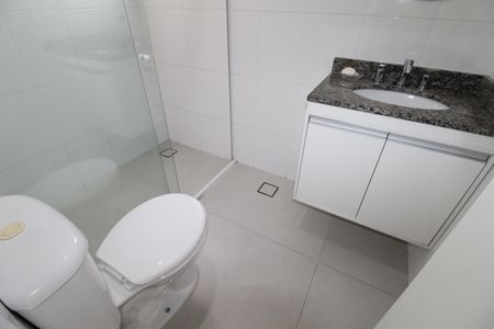 Apartamento para alugar com 100m², 2 quartos e 2 vagasBanheiro da Suíte 1
