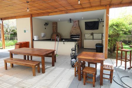 Apartamento para alugar com 100m², 2 quartos e 2 vagasÁrea comum - Churrasqueira