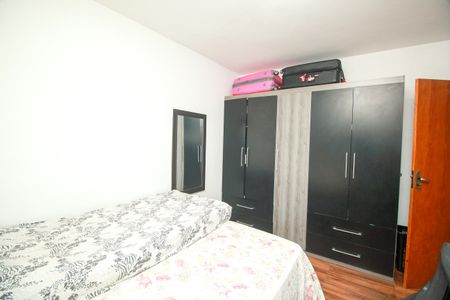 Casa para alugar com 200m², 5 quartos e 1 vaga Casa para alugar com 200m², 5 quartos e 1 vagaQuarto 2