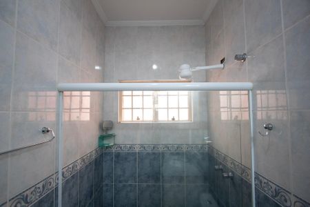 Casa para alugar com 232m², 4 quartos e 3 vagas