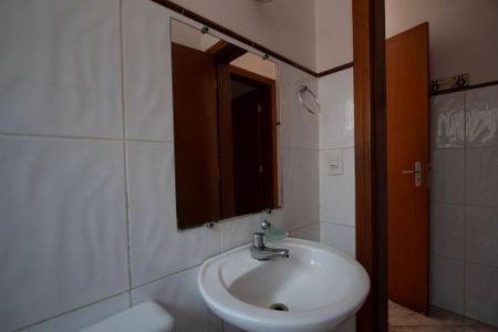 Casa para alugar com 232m², 4 quartos e 3 vagas