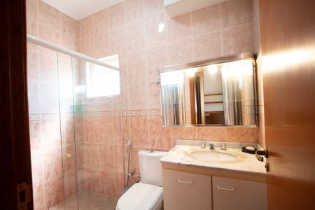 Casa para alugar com 232m², 4 quartos e 3 vagas