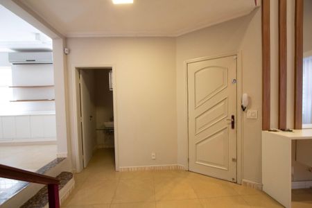 Casa para alugar com 232m², 4 quartos e 3 vagas