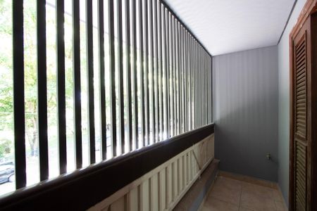 Casa para alugar com 232m², 4 quartos e 3 vagas