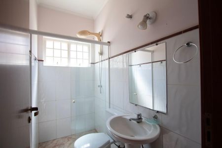 Casa para alugar com 232m², 4 quartos e 3 vagas