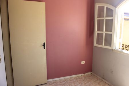 Casa à venda com 189m², 3 quartos e 2 vagasQuarto 2