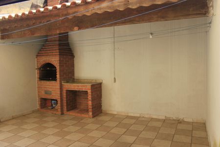 Casa à venda com 189m², 3 quartos e 2 vagasLavanderia com espaço Gourmet 