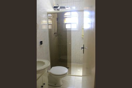 Casa à venda com 189m², 3 quartos e 2 vagasBanheiro social 2