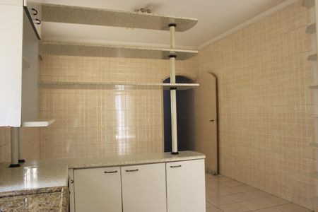 Casa à venda com 189m², 3 quartos e 2 vagasCozinha 